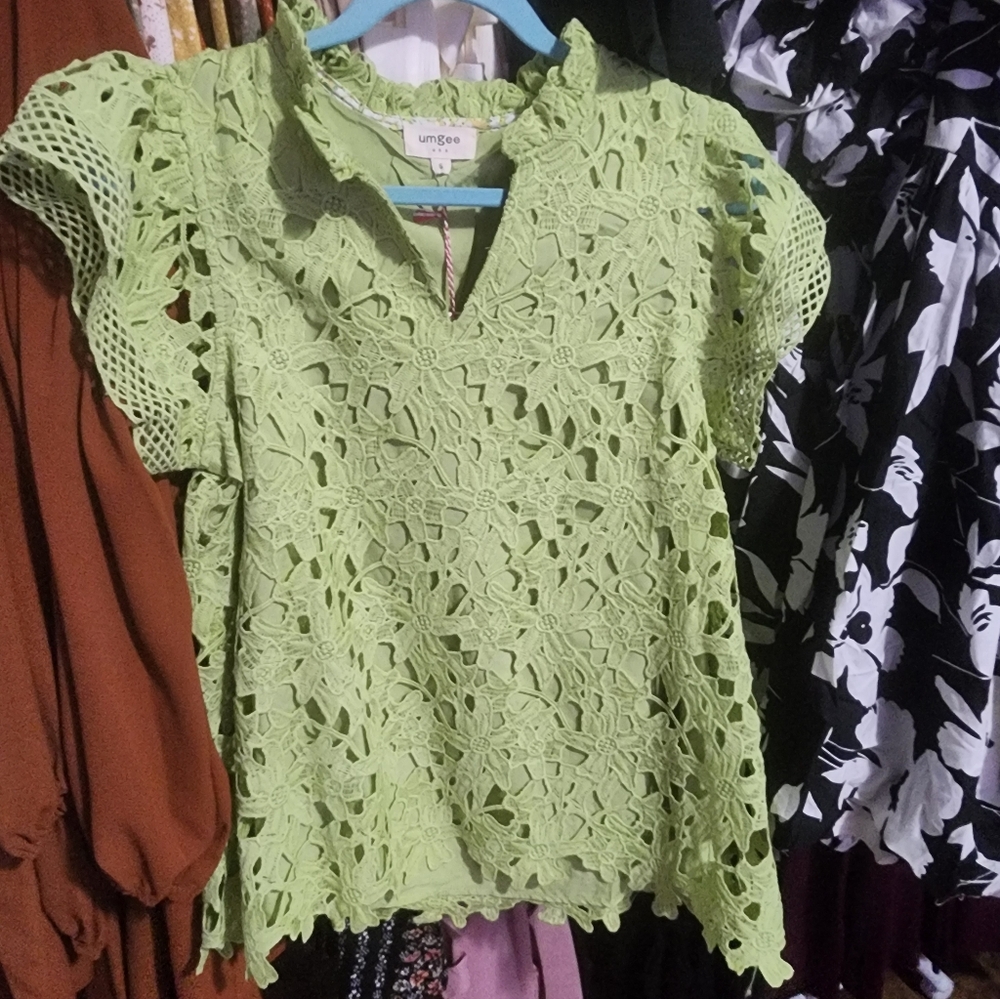 Umgee Light Green Crochet Lace Blouse
